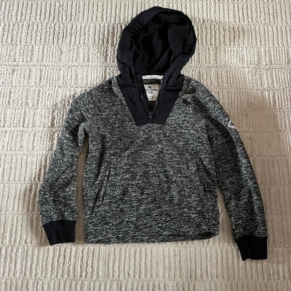 Abercrombie Fleece Hooded Sweatshirt Size Small Boys - Picture 1 of 4